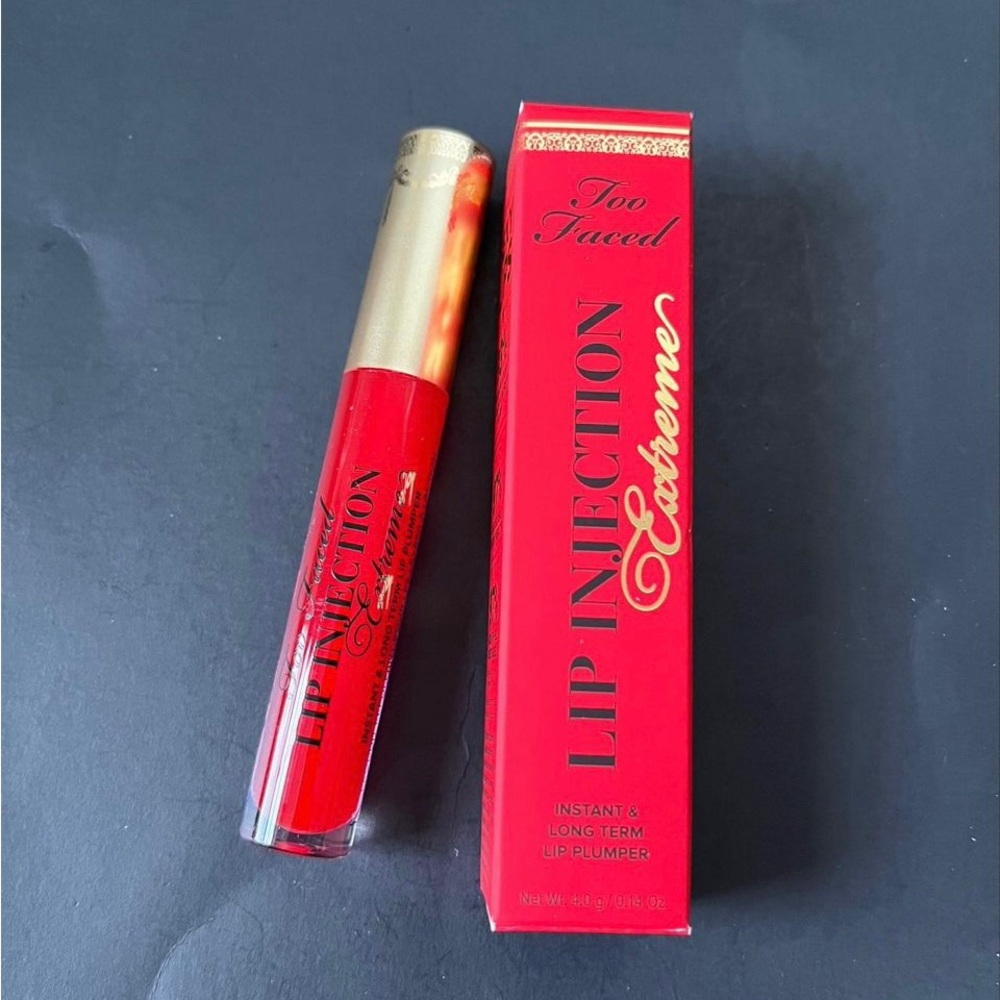 Too Faced Extreme Lip Plumper Strawberry Kiss